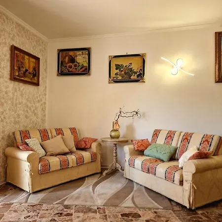 Apartment Casa Vacanze Fiore Ciampino Airport - Rome Station - 108 Mqs
